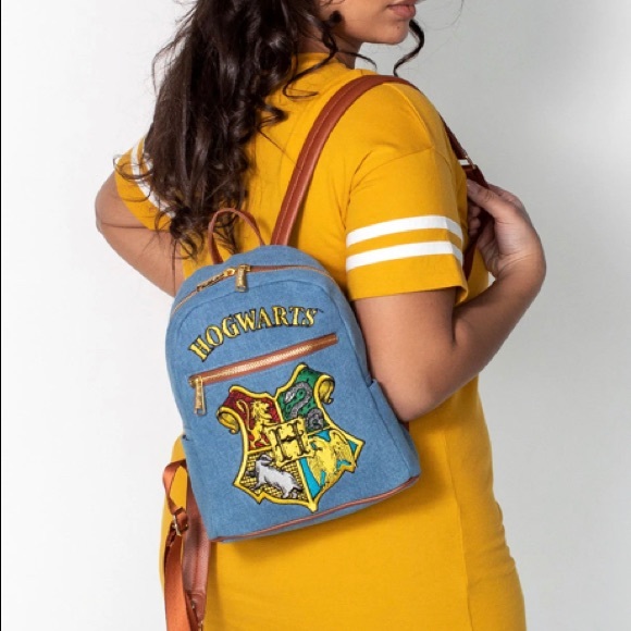 Cakeworthy Hogwarts Denim Mini Backpack - Picture 3 of 7